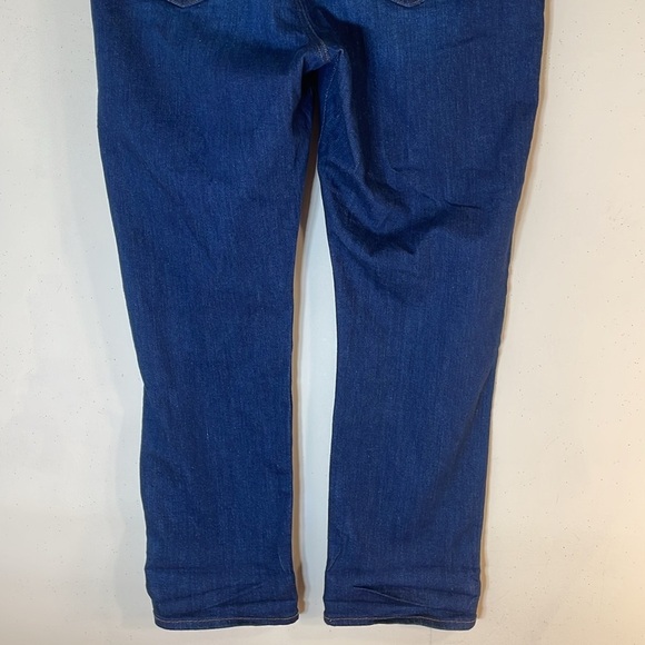 NWT. LOFT 33/16 The Girlfriend Midrise Regular Fit Jeans. - Picture 9 of 9